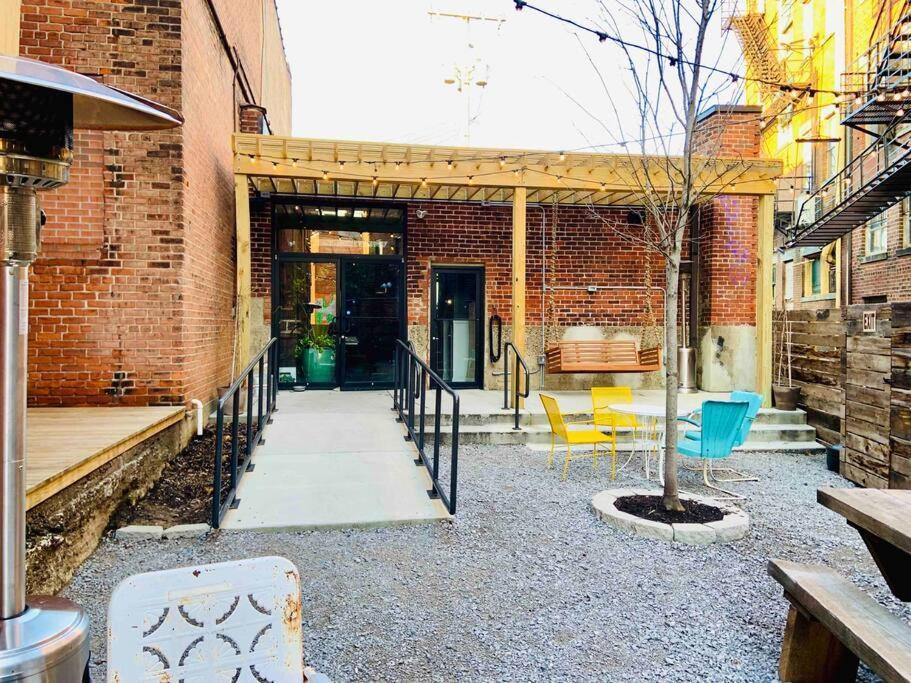 Modern/ Parking/eden Park/near Downtown/ Fcc